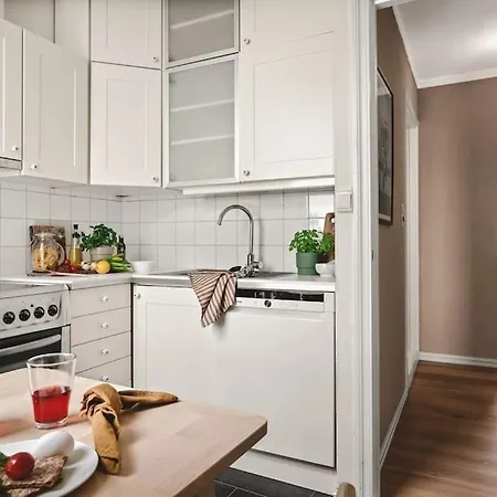Lovely Townhouse Close To The Centre Апартаменты