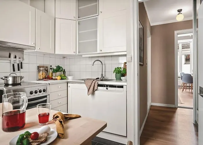 Lovely Townhouse Close To The Centre 아파트